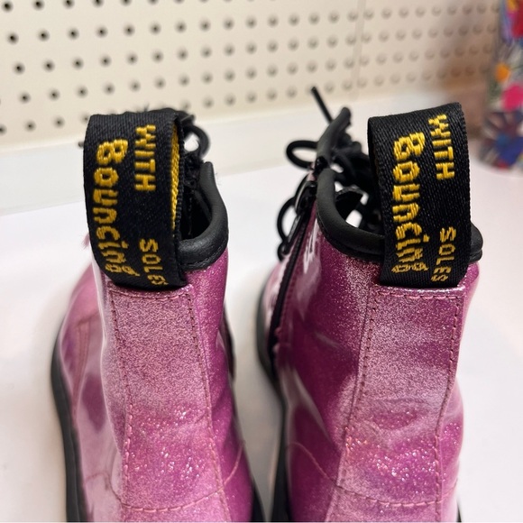 Dr. Martens | 1460 8-Eye Glitter Boot - Picture 8 of 10